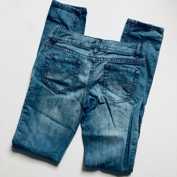 Light Faded Skinny Jeans - Picture 5 of 5